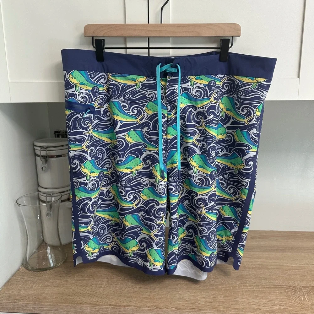 Vineyard Vines Mens 38 Board Shorts Dolphin Fish Performance Swim Trunks Pockets